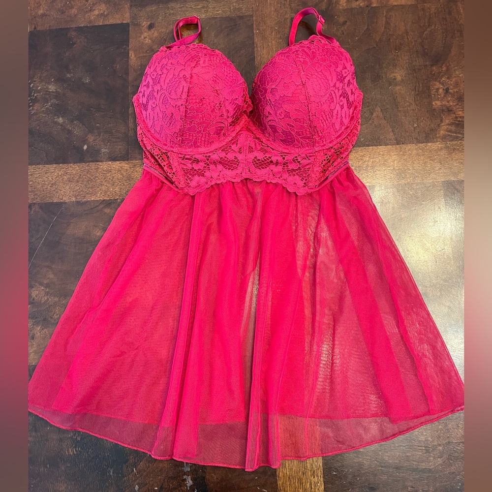 NWT Victoria’s Secret Red Lace Tulle Halter Babydoll Chemise Top 36D Padded